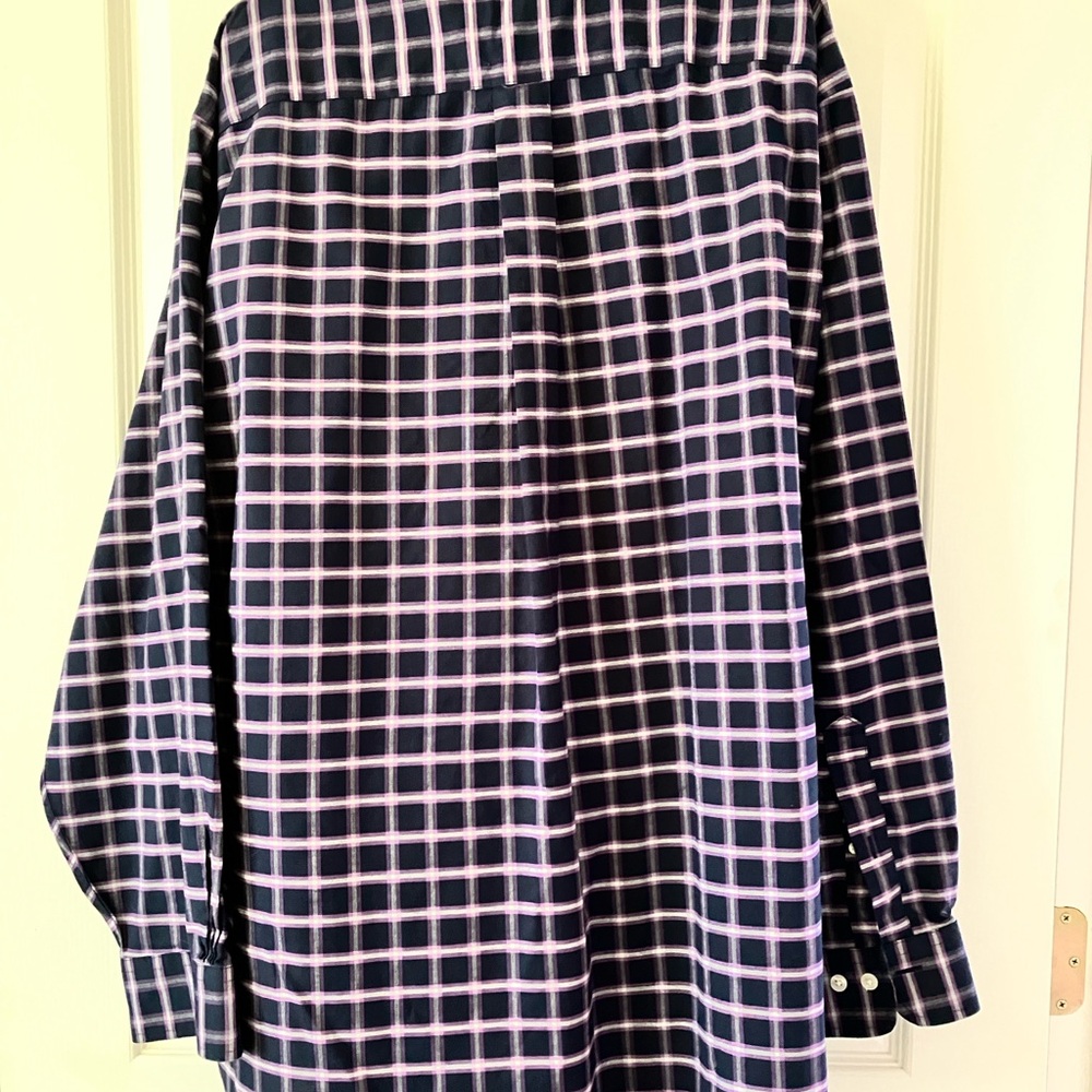 Brooks Brothers Madison XL purple and navy button down in 100% Supima Cotton - Picture 2 of 3